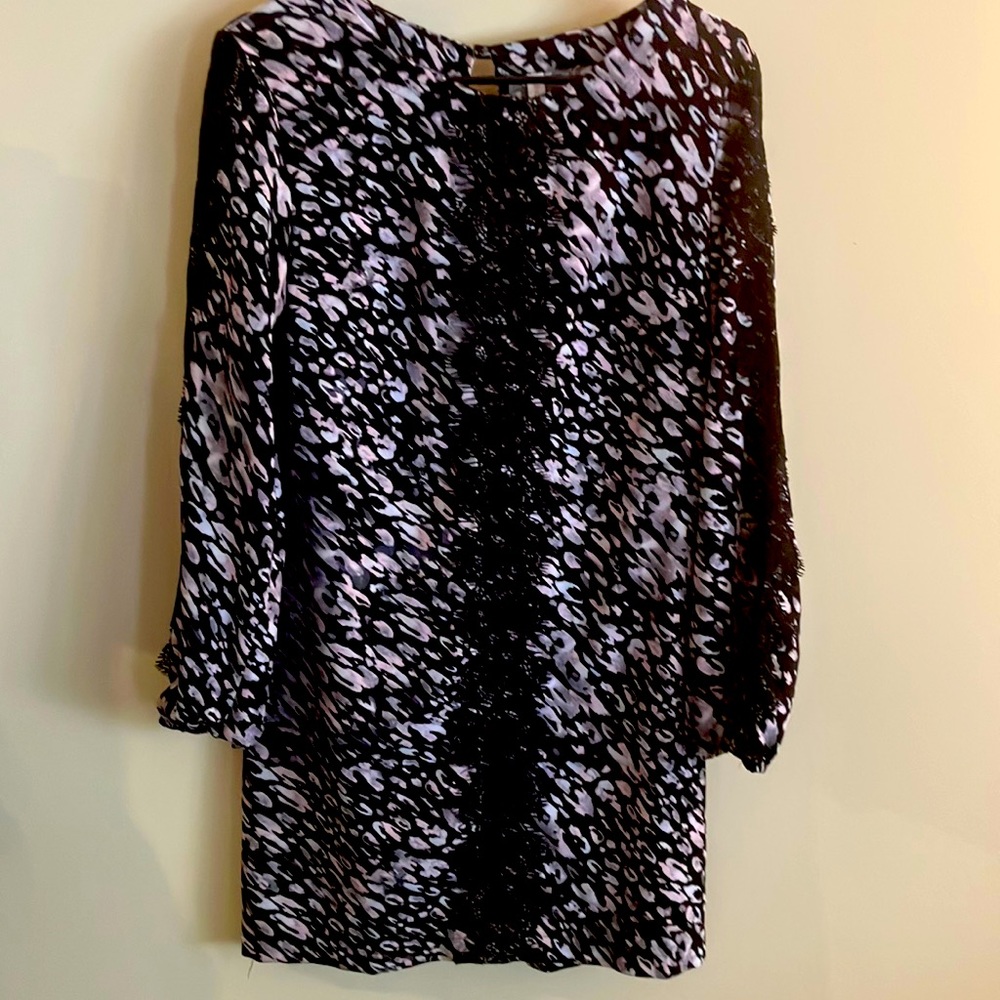 2/15Sheath dress medium